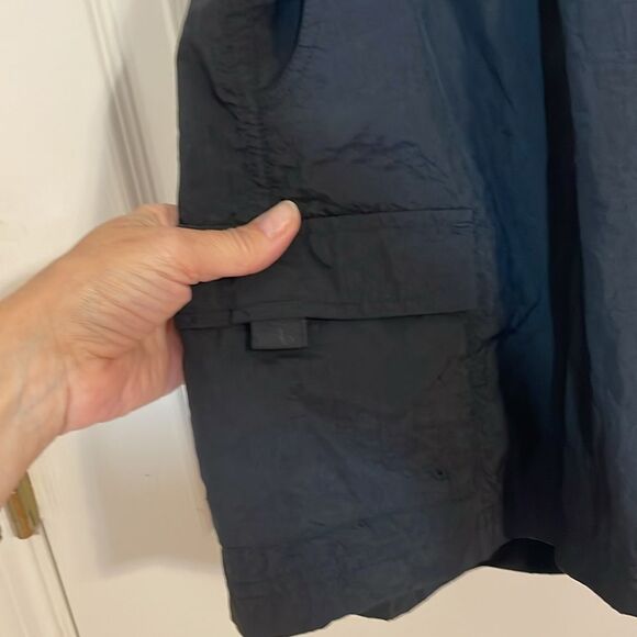 Columbia Women's Black Shorts, Small - Picture 5 of 6